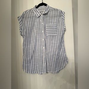 Abercrombie & Fitch button down t-shirt